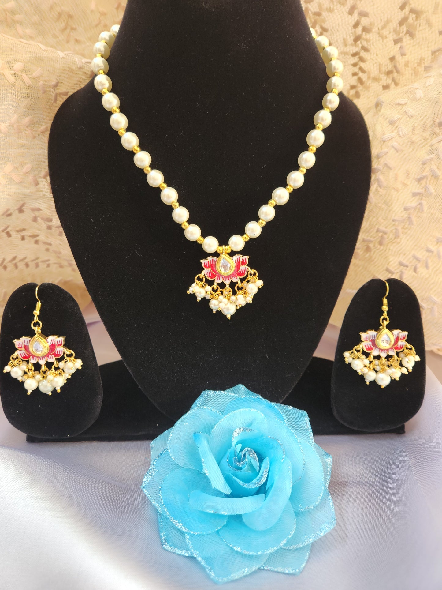 Lotus pearls necklace set