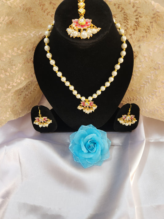 Lotus pearls necklace set