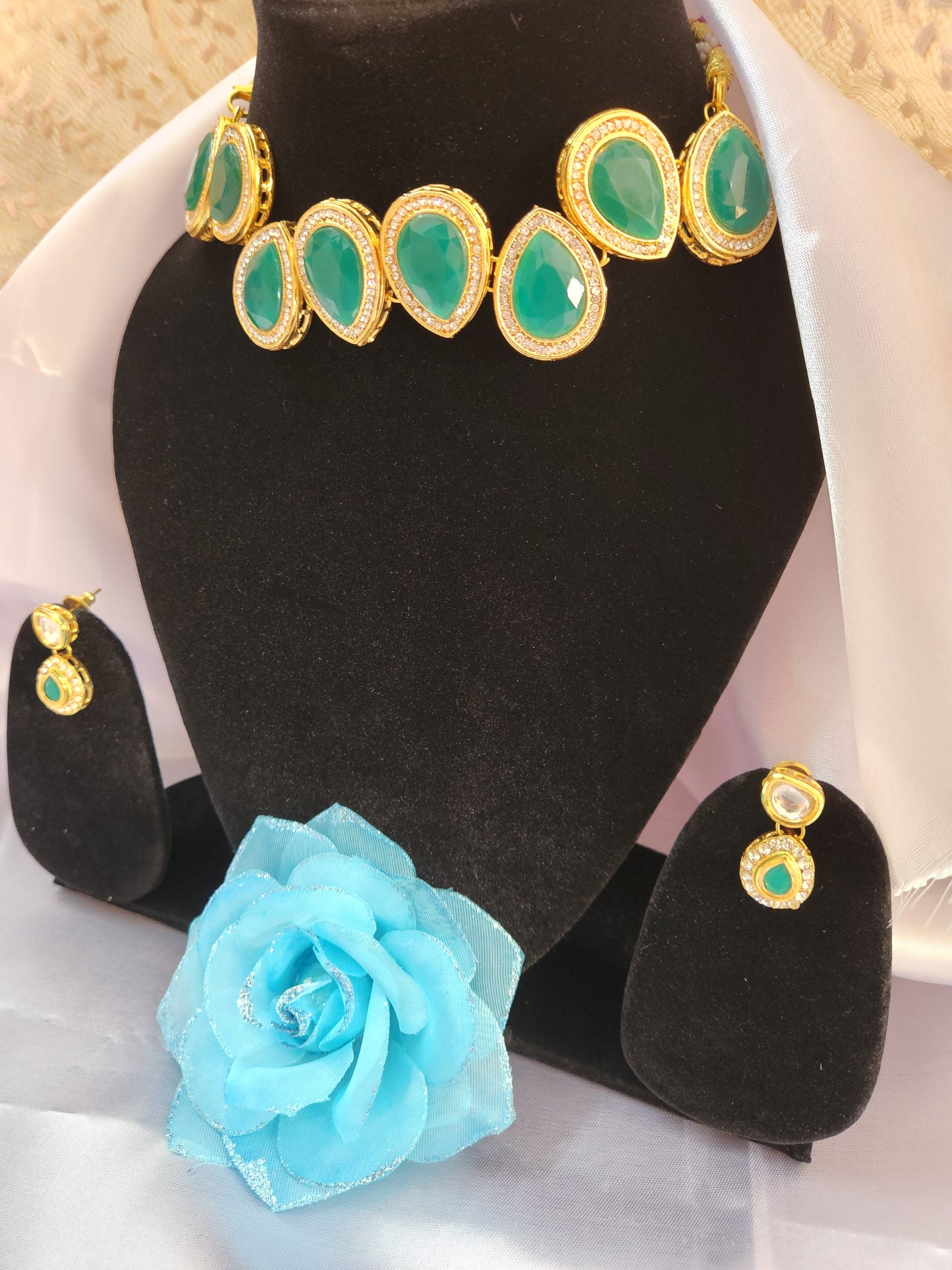 Drop kundan necklace