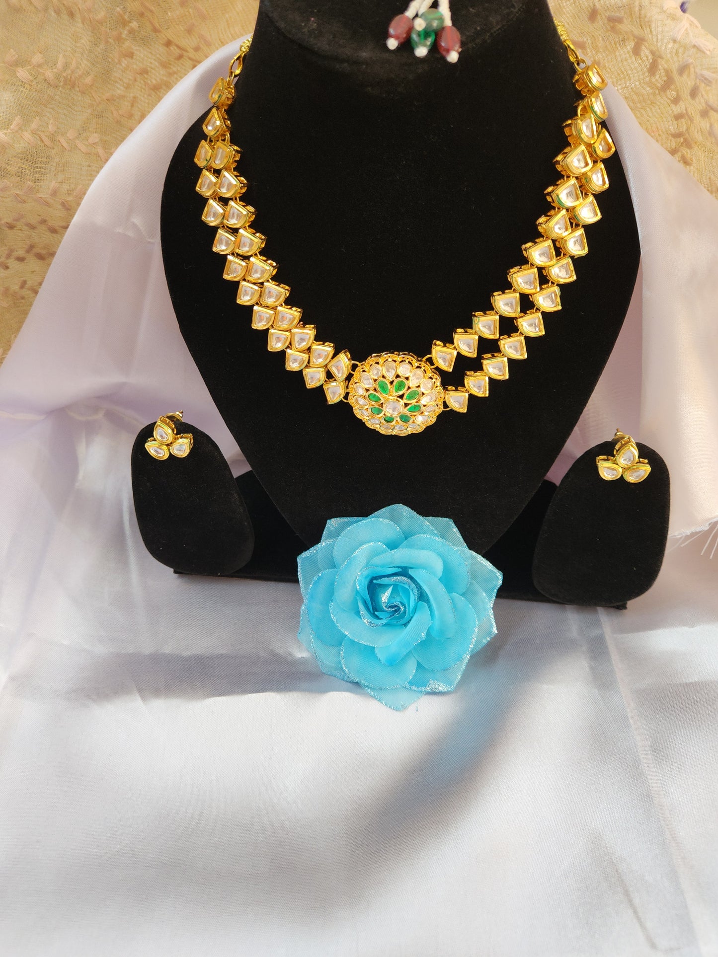 Layered kundan necklace