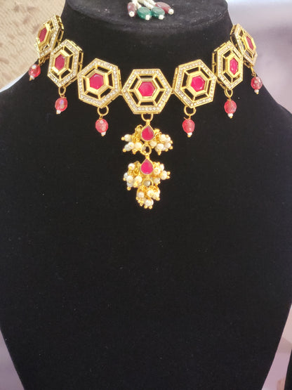 Hexagon shaped kundan necklace