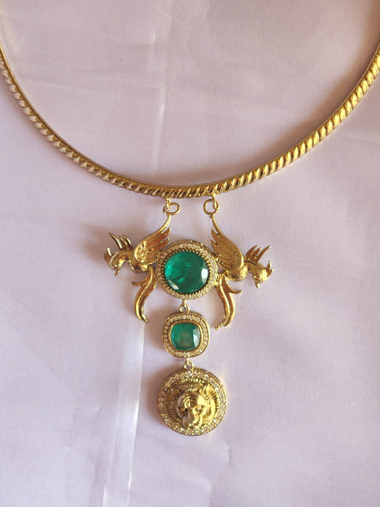 Stone hasli necklace